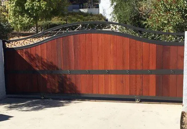 Custom Design Driveway Gates for Business & Home